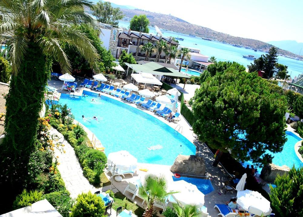 Royal Palm Beach Hotel Gümbet Buitenkant foto